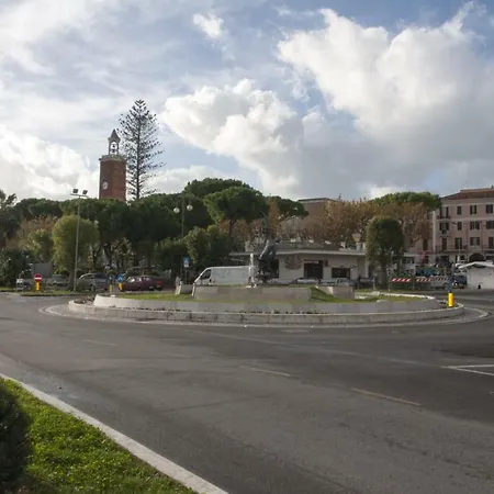 Velia Bed & Breakfast 3*
